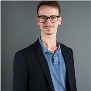 Tuteur pour vous aider avec les devoires scolaires, pratiquer la langue par communication et exercises variées